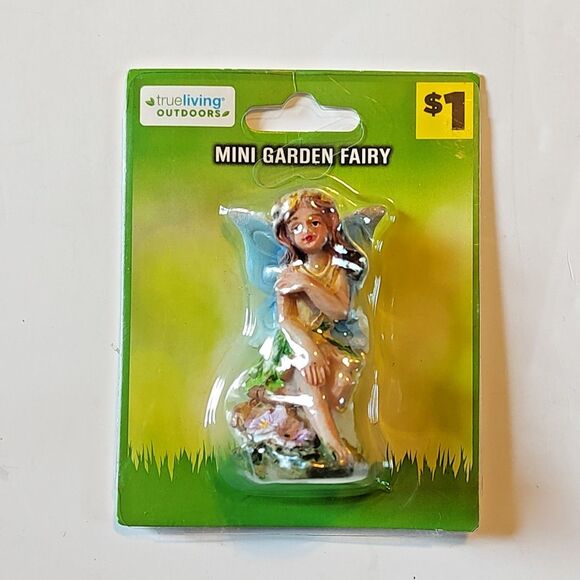 Lot of 12 Mini Garden Figurines Accessories Gnomes Well Trolley Frogs Fairy New - Picture 14 of 15